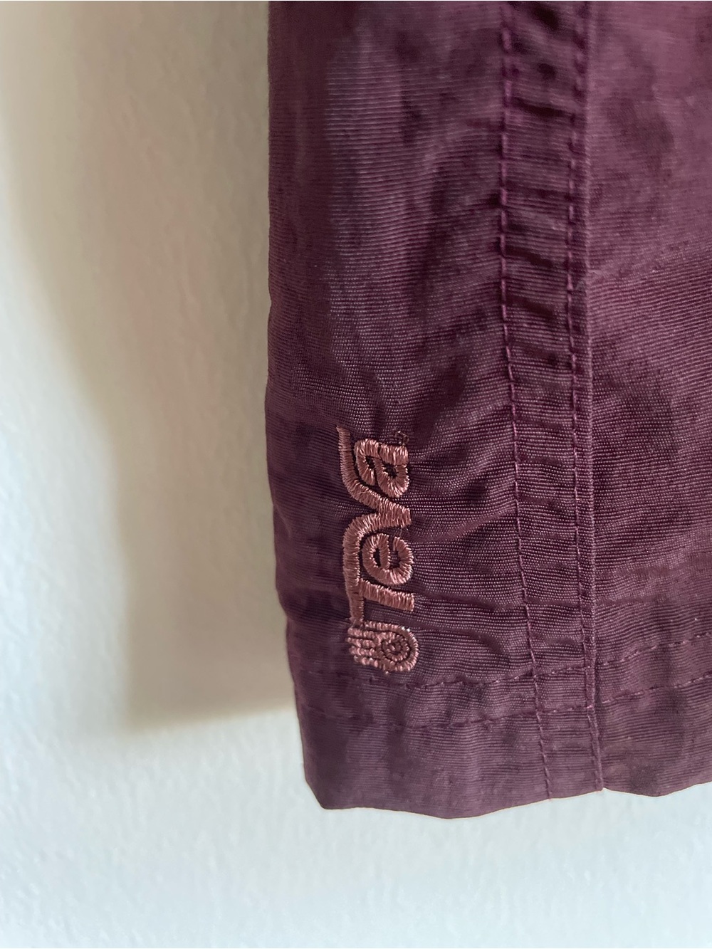 Teva Riveralls Burgundy Rare Vintage 90s Short Overalls Hiking Gorpcore M - Picture 6 of 8